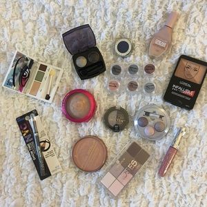Make Up Haul Mixed Bundle